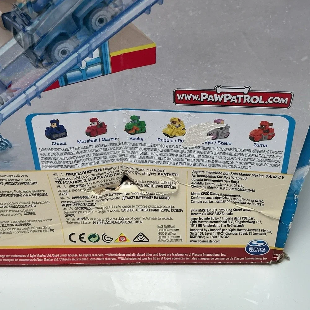 Paw Patrol Adventure Bay Bath Playset with Light-up Chase Vehicle For Bathtub